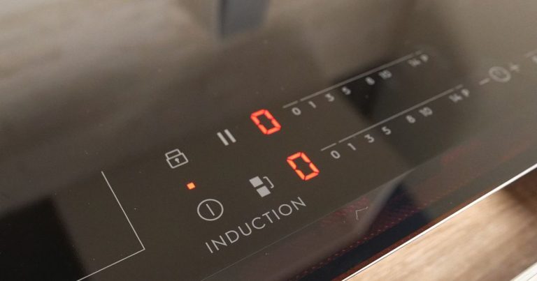 Guide complet pour choisir la section de câble adéquate pour votre plaque à induction