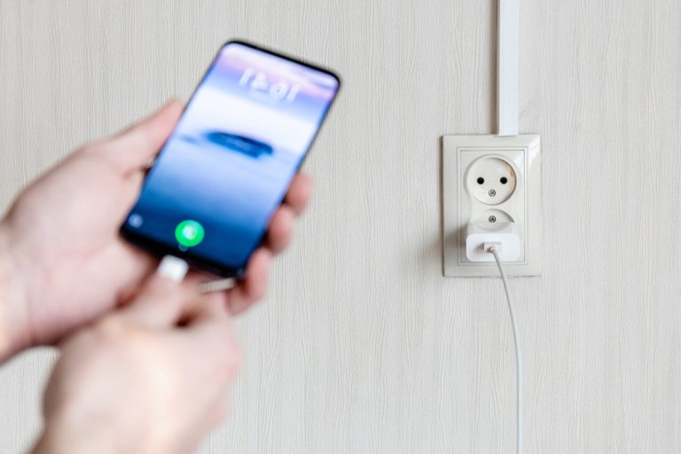 Quelle est la consommation électrique d’un Chargeur de téléphone ?