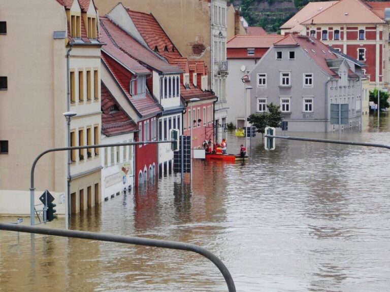 Réparer après une inondation : comment remettre en état votre maison suite à une catastrophe ?