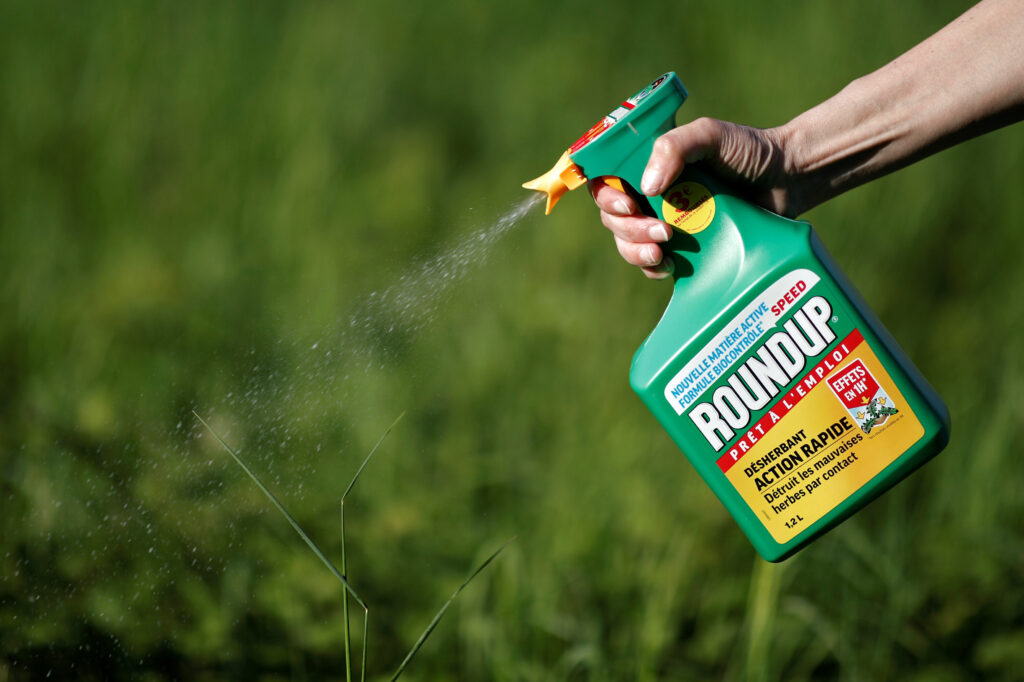 Le glyphosate est-il vraiment interdit en France ? Décryptage de la situation actuelle
