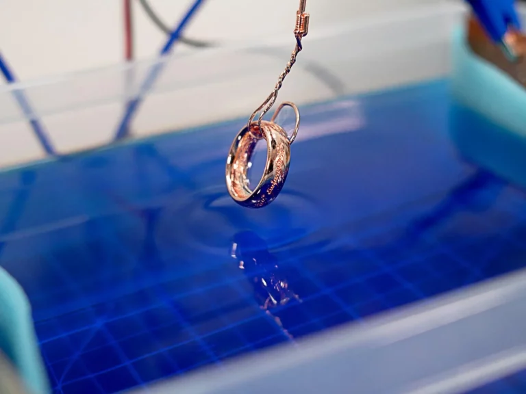 Les bijoux sont-ils conducteurs d&rsquo;électricité ?