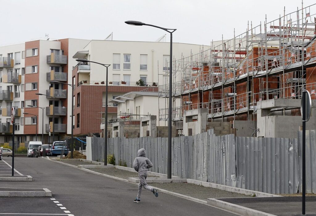 Comment la crise de 2008 a changé le bricolage maison et l’auto-rénovation