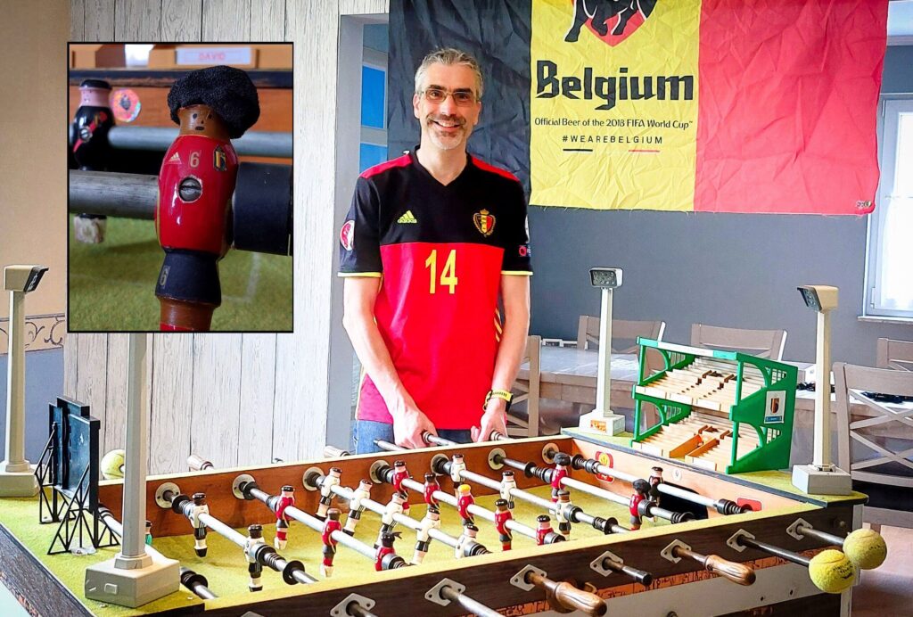 comment créer une table de baby-foot personnalisée pour la coupe du monde de la FIFA 2024