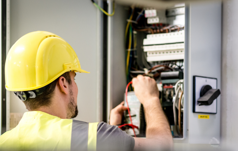 Pourquoi un tableau électrique connecté est-il essentiel pour la gestion moderne de l’énergie ?